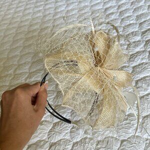 Ivory head piece accessory Floral